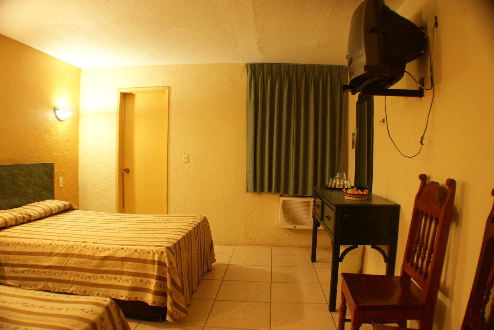 Hotel Latino Guadalajara Exteriör bild